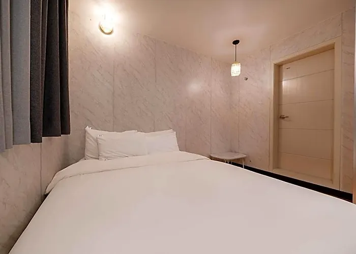 Yangjae 30 Month Hotel 2*