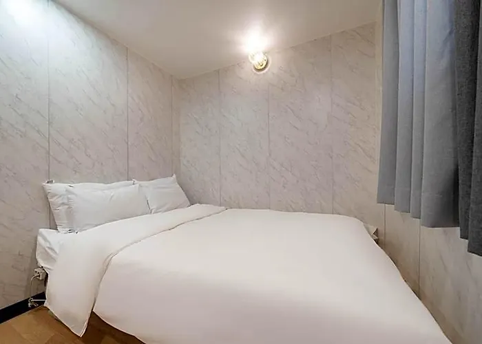 Yangjae 30 Month Hotel 2*