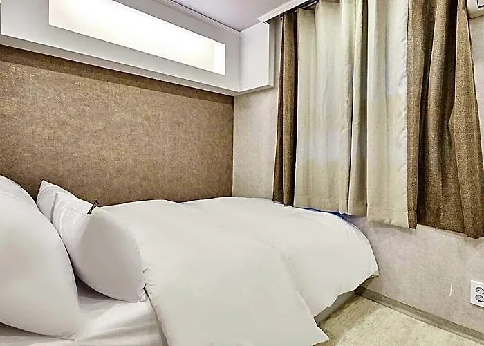 Yangjae 30 Month Otel Seul